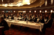 08-12-03_kongress.jpg
